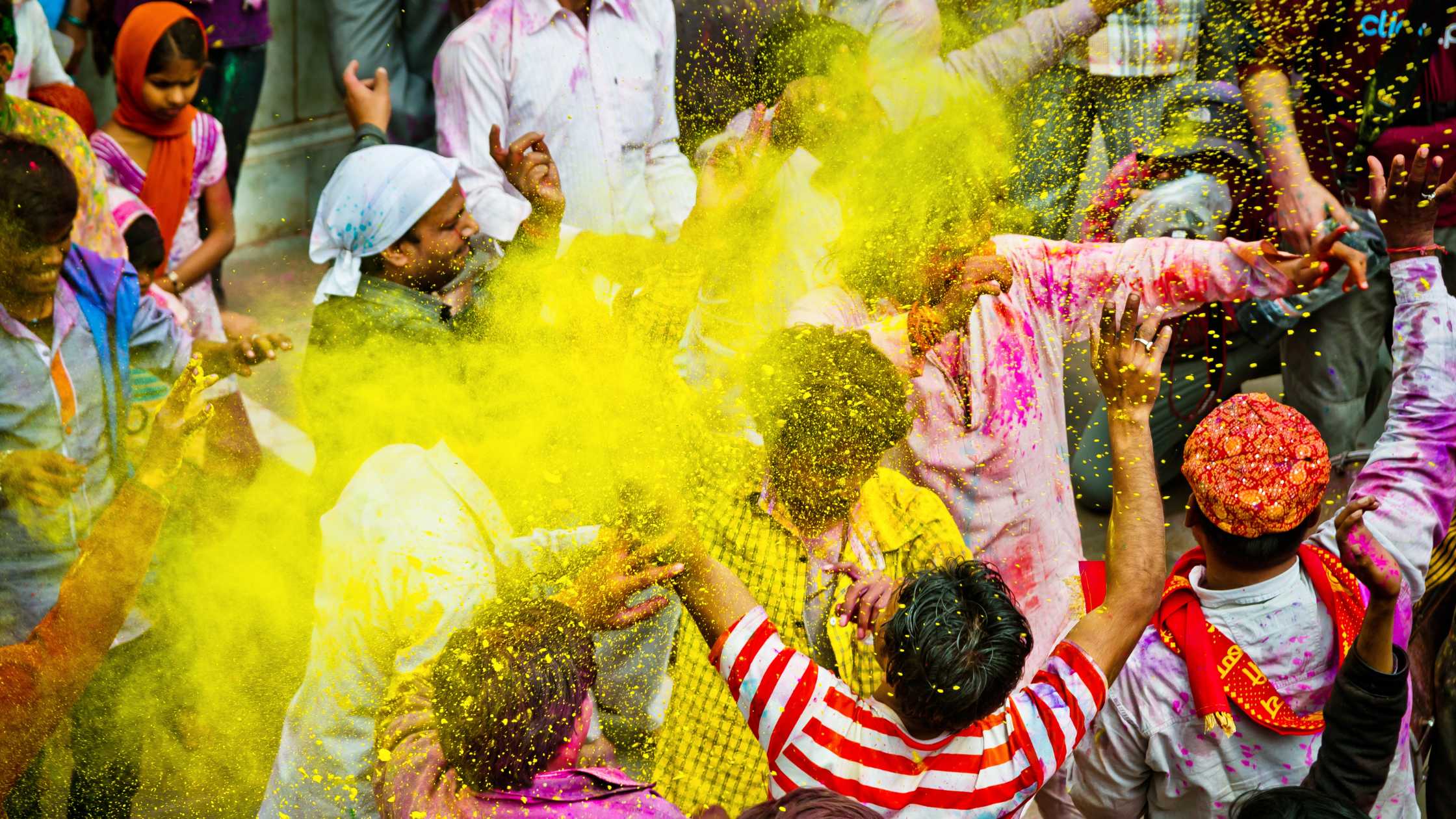 Colori Holi India