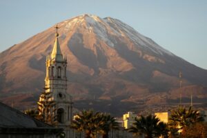 Nel cuore del Perù: tra Lima, Cuzco, il lago Titicaca e la città perduta di Machu Picchu